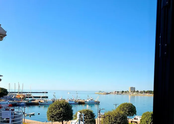 Bella Vista